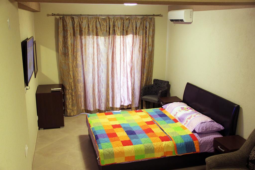 Apartments Camilla Радовичи Экстерьер фото